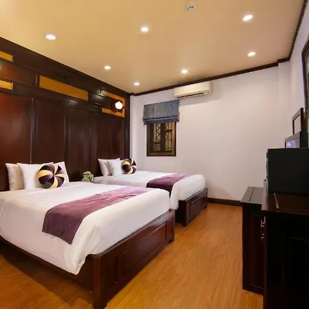 Impressive Boutique Hotel Hanoi Exterior photo